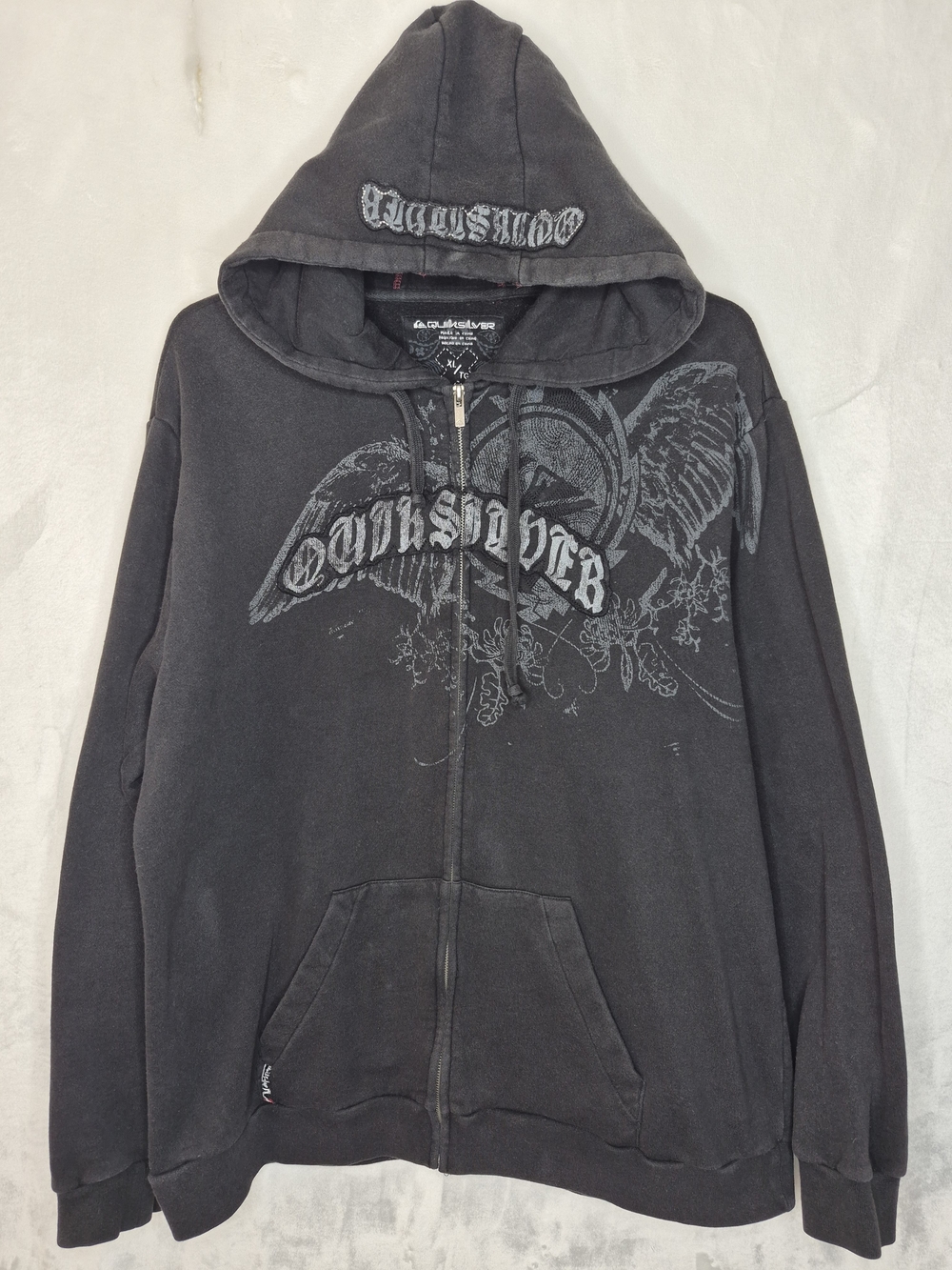 Quiksilver Y2K Gothic Logo Winged Graphic Zip Up Hoodie Mens XL Faded Black
